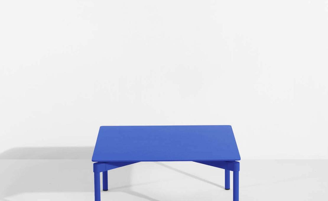 Уличный стол от фабрики Petite Friture модель M08109