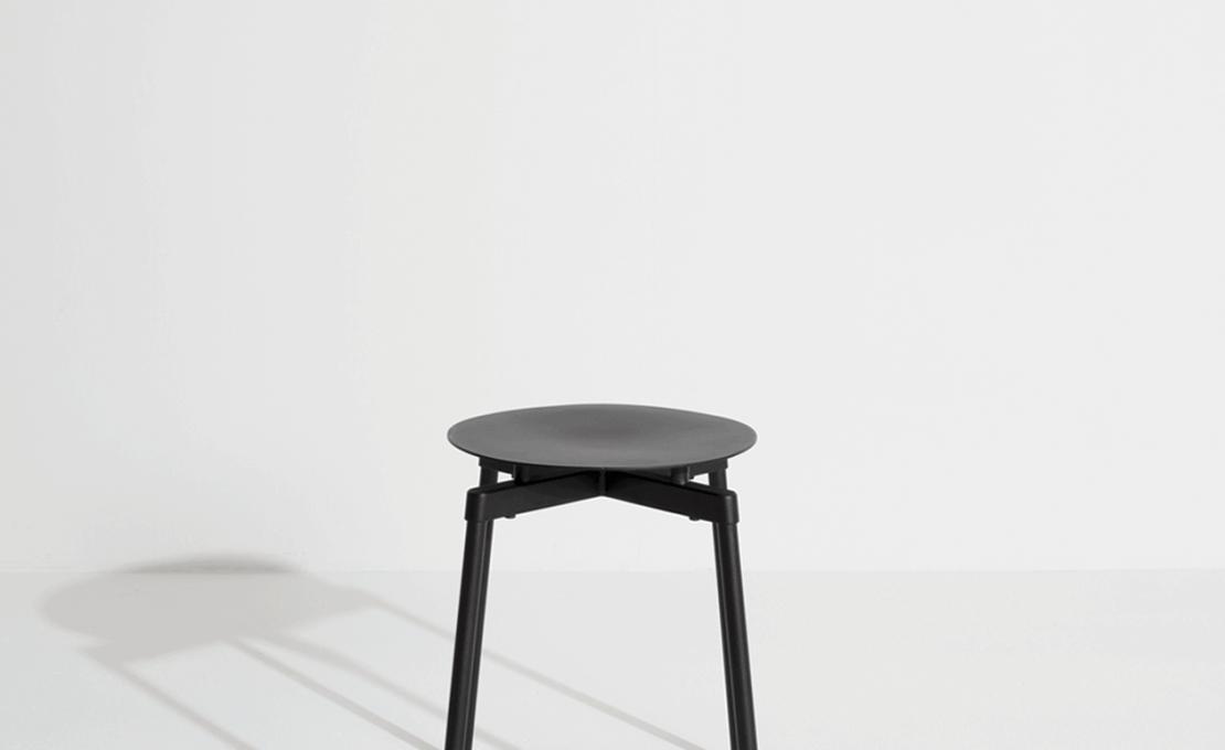 Уличный барный стул от фабрики Petite Friture модель M08105