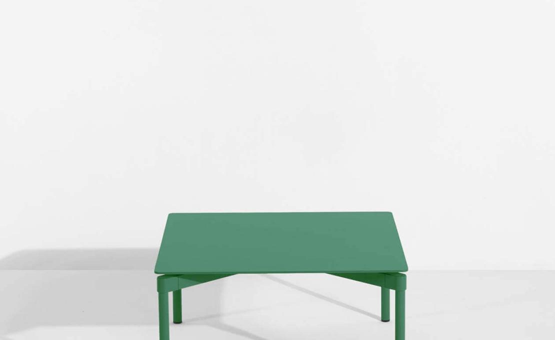 Уличный стол от фабрики Petite Friture модель M08109