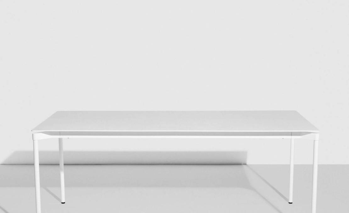 Уличный стол от фабрики Petite Friture модель Fromme Table