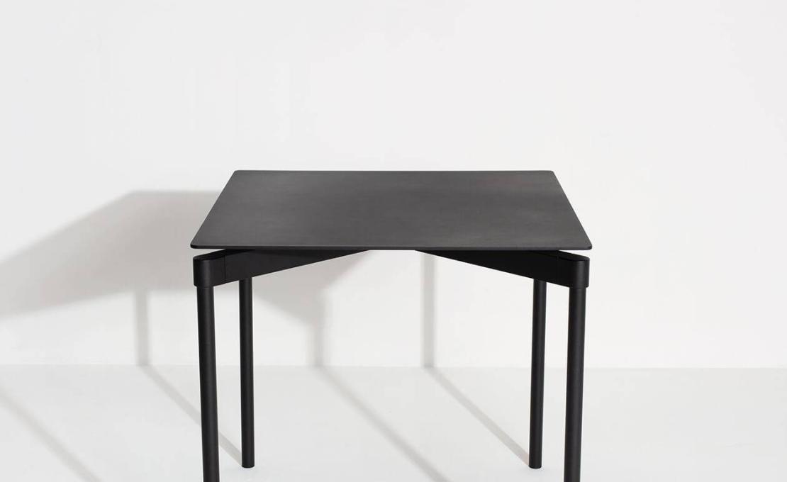 Уличный стол от фабрики Petite Friture модель Fromme Table