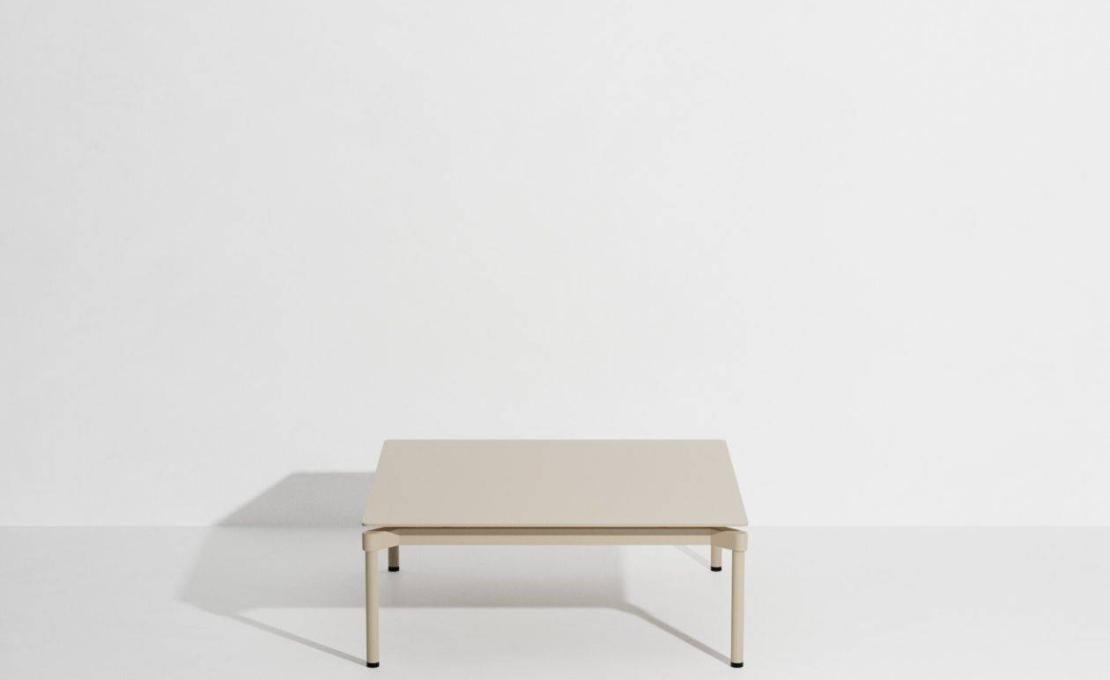 Уличный стол от фабрики Petite Friture модель M08109