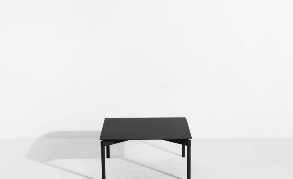 Уличный стол от фабрики Petite Friture модель M08109