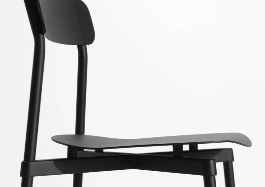 Уличный стул от фабрики Petite Friture модель M08101