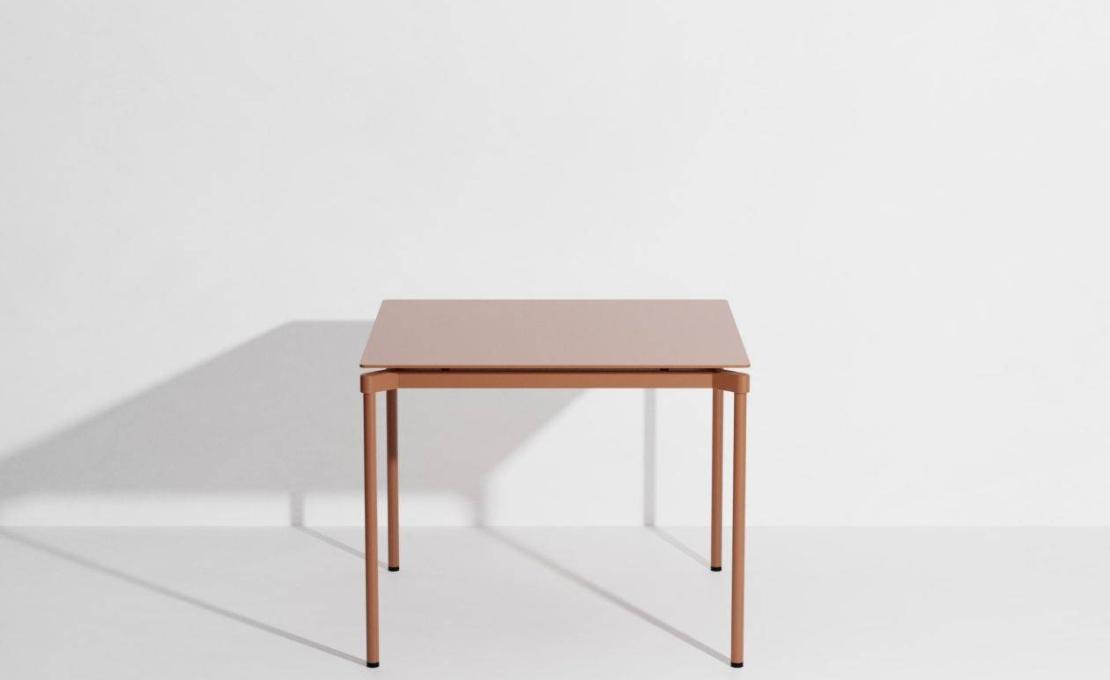 Уличный стол от фабрики Petite Friture модель Fromme Table