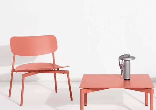 Уличный стол от фабрики Petite Friture модель M08109