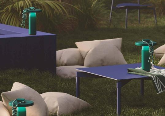 Уличный стол от фабрики Petite Friture модель M08109