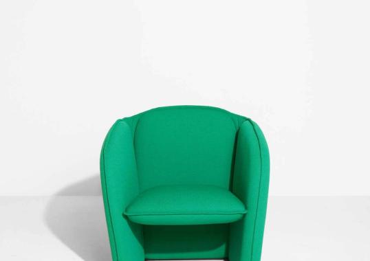 Кресло от фабрики Petite Friture модель M088020