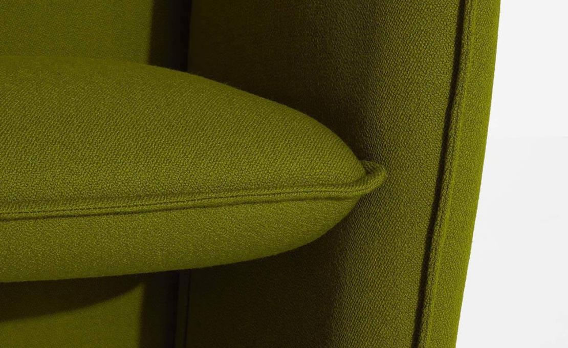 Диван от фабрики Petite Friture модель M088010