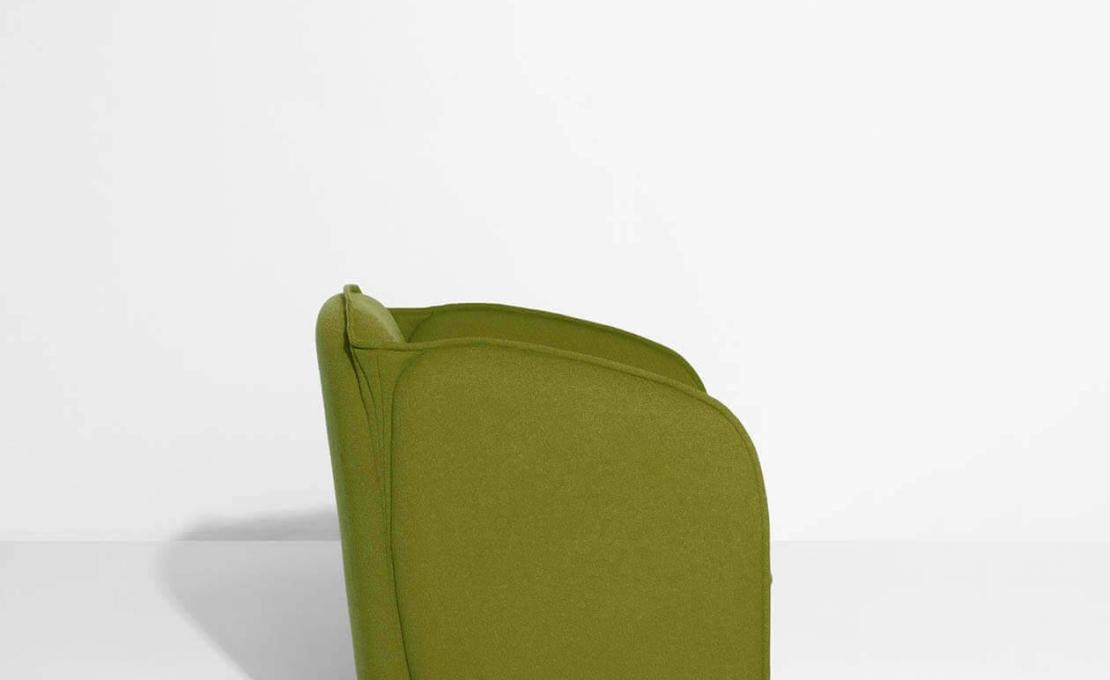 Кресло от фабрики Petite Friture модель M088020