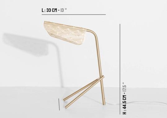 Настольная лампа от фабрики Petite Friture модель L0571001