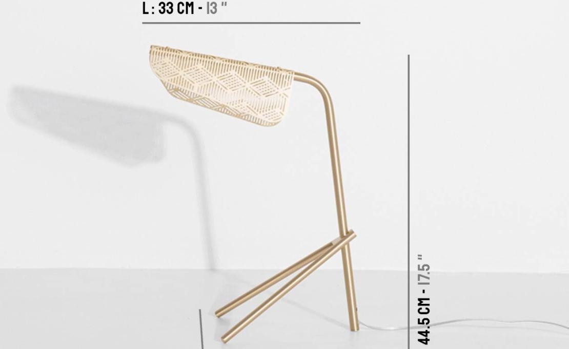 Настольная лампа от фабрики Petite Friture модель L0571001