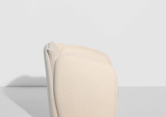 Кресло от фабрики Petite Friture модель M088020