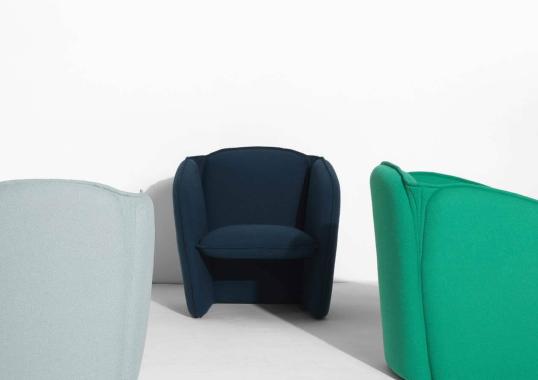 Кресло от фабрики Petite Friture модель M088020