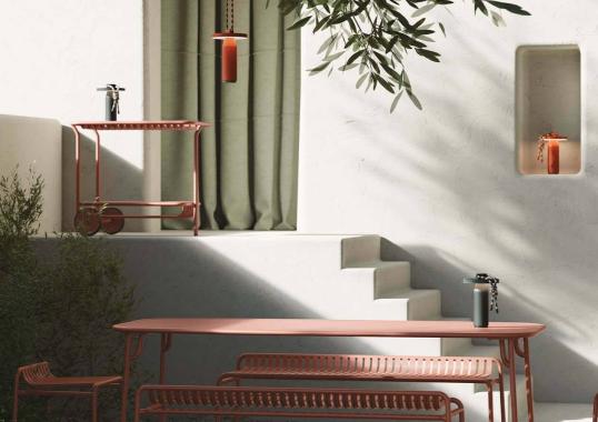 Настольная лампа от фабрики Petite Friture модель L0860