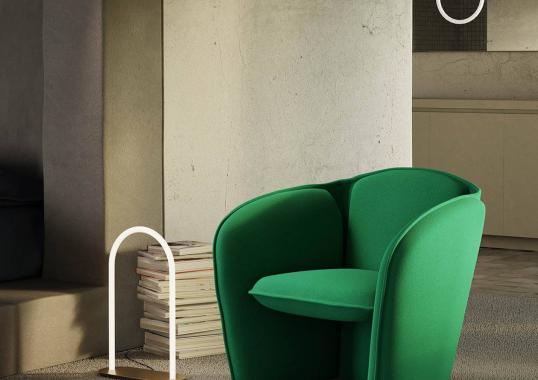 Кресло от фабрики Petite Friture модель M088020