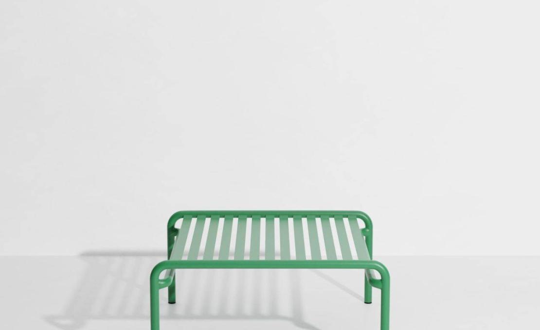 Уличный стол от фабрики Petite Friture модель M07410