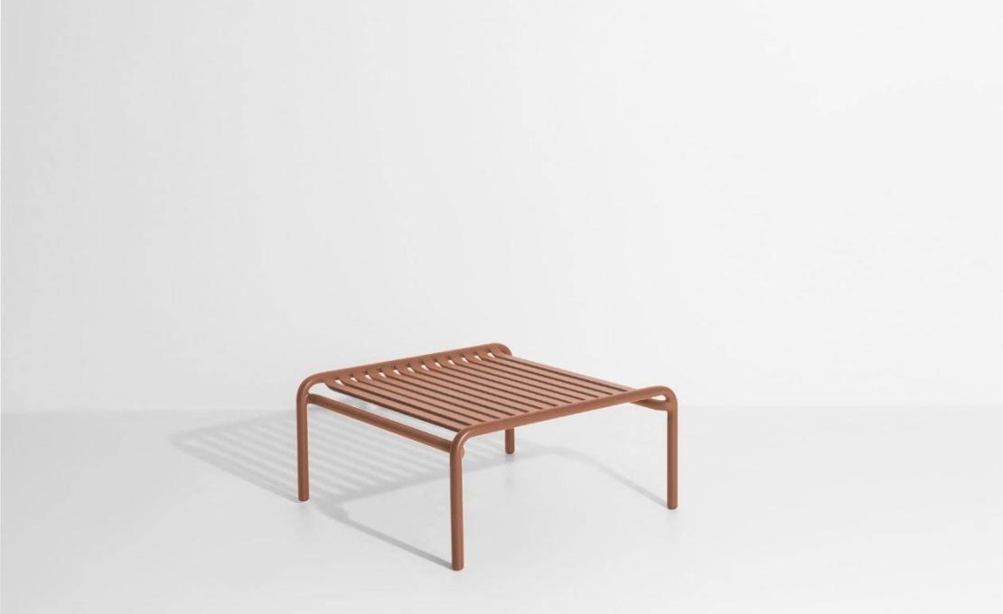 Уличный стол от фабрики Petite Friture модель M07410