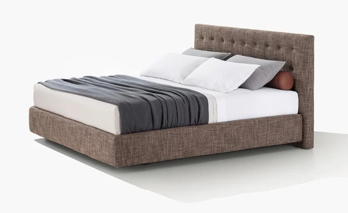 Кровать от фабрики Poliform модель Arca Bed 