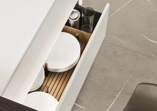 Кухни от фабрики Poliform модель Alea Kitchen