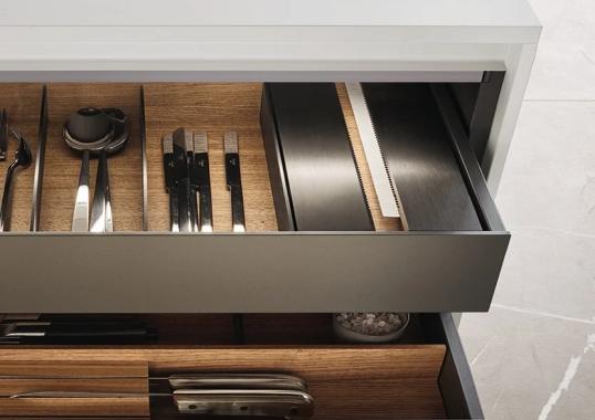 Кухни от фабрики Poliform модель Alea Kitchen