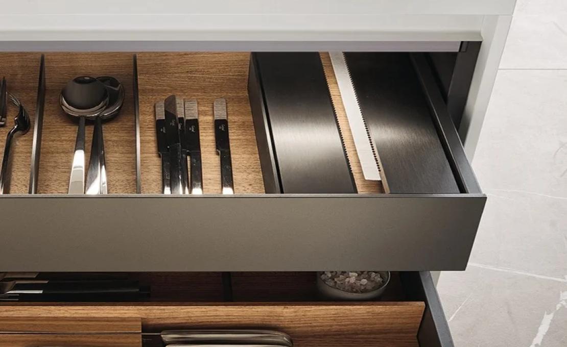 Кухни от фабрики Poliform модель Alea Kitchen