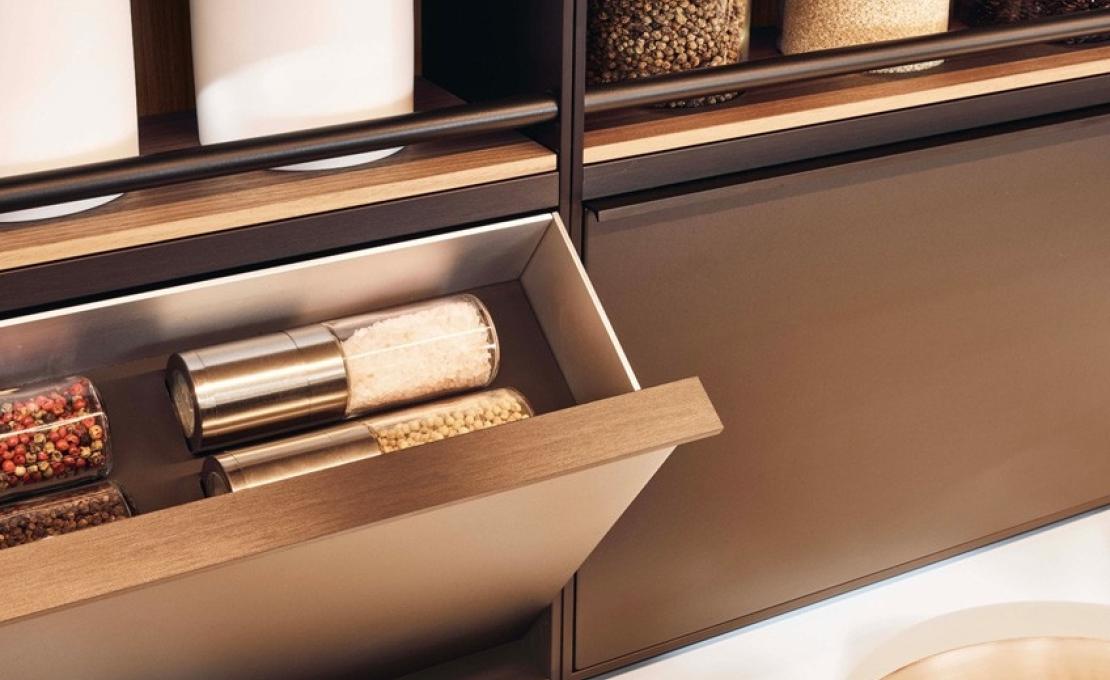 Кухни от фабрики Poliform модель ALEA PRO KITCHEN