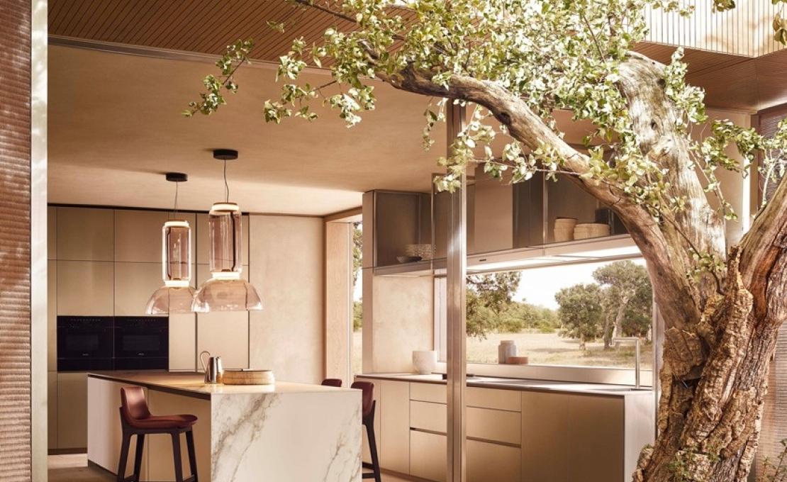 Кухни от фабрики Poliform модель ALEA PRO KITCHEN