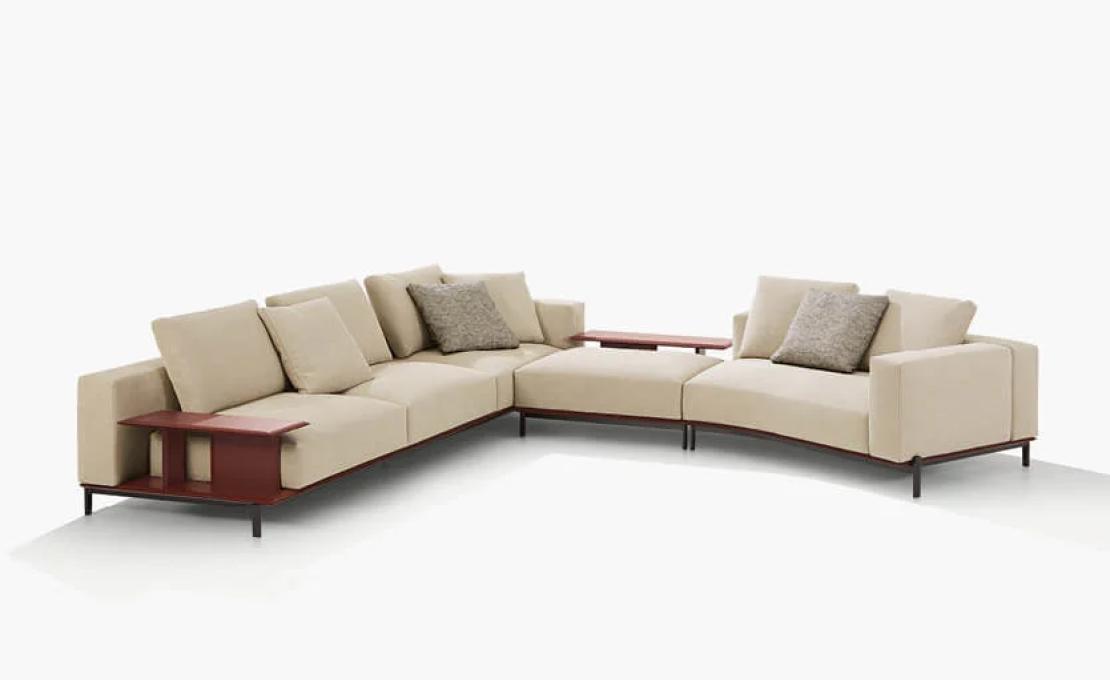 Диван от фабрики Poliform модель Brera Sofa
