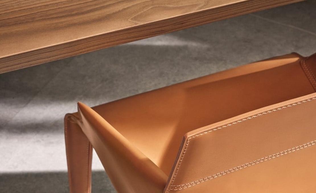 Стол от фабрики Poliform модель Blade Table Poliform