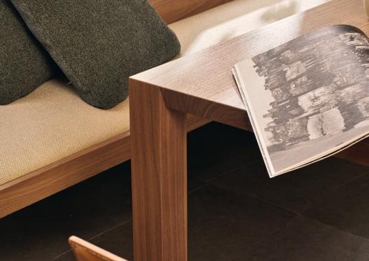 Стол от фабрики Poliform модель Blade Table Poliform