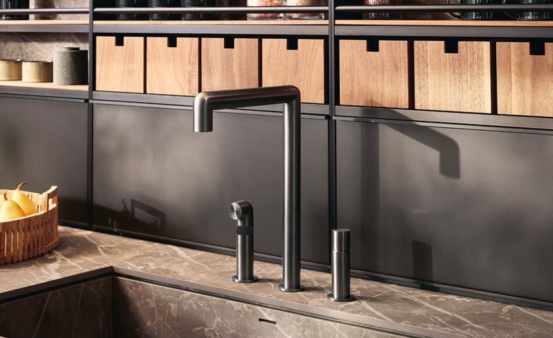 Кухни от фабрики Poliform модель ALEA PRO KITCHEN