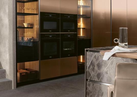 Кухни от фабрики Poliform модель ALEA PRO KITCHEN