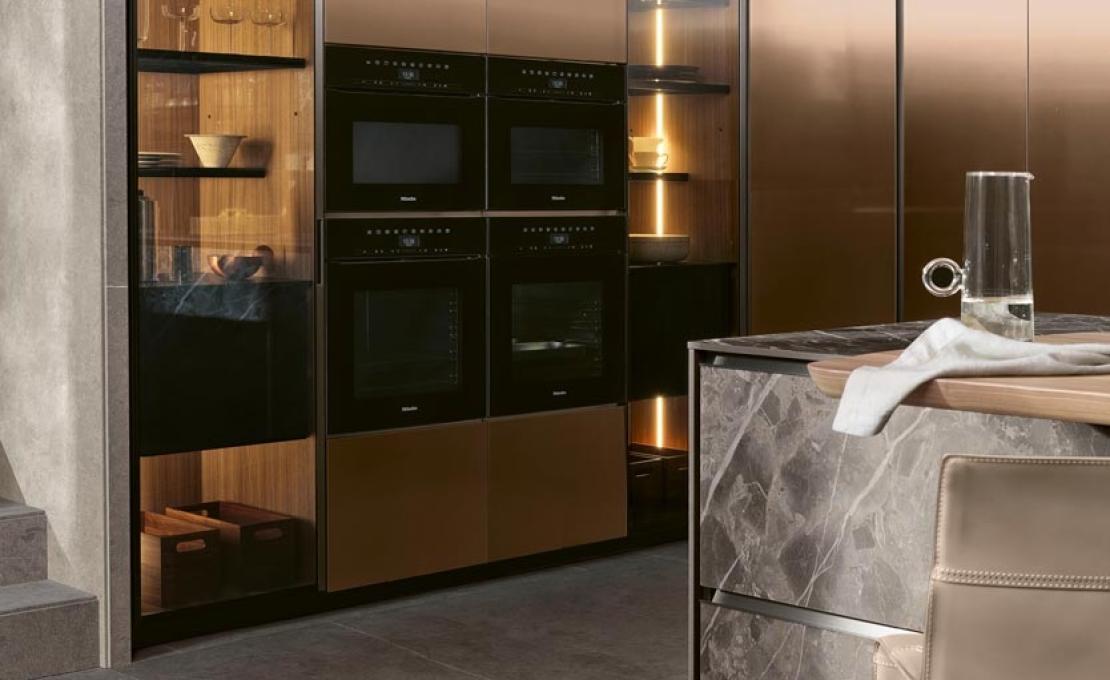 Кухни от фабрики Poliform модель ALEA PRO KITCHEN