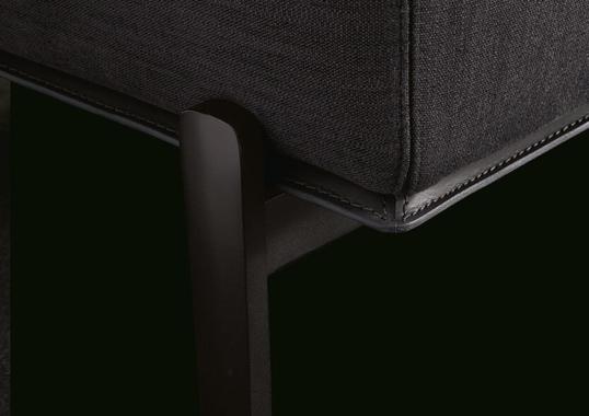 Диван от фабрики Poliform модель Brera Sofa