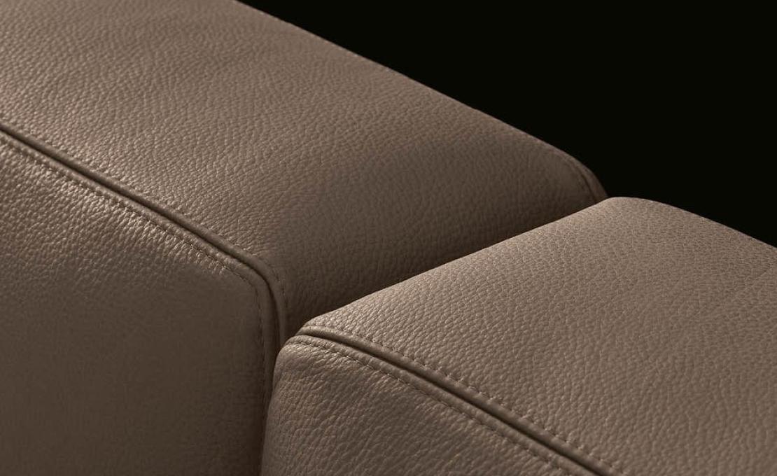 Кровать от фабрики Poliform модель BRERA BED