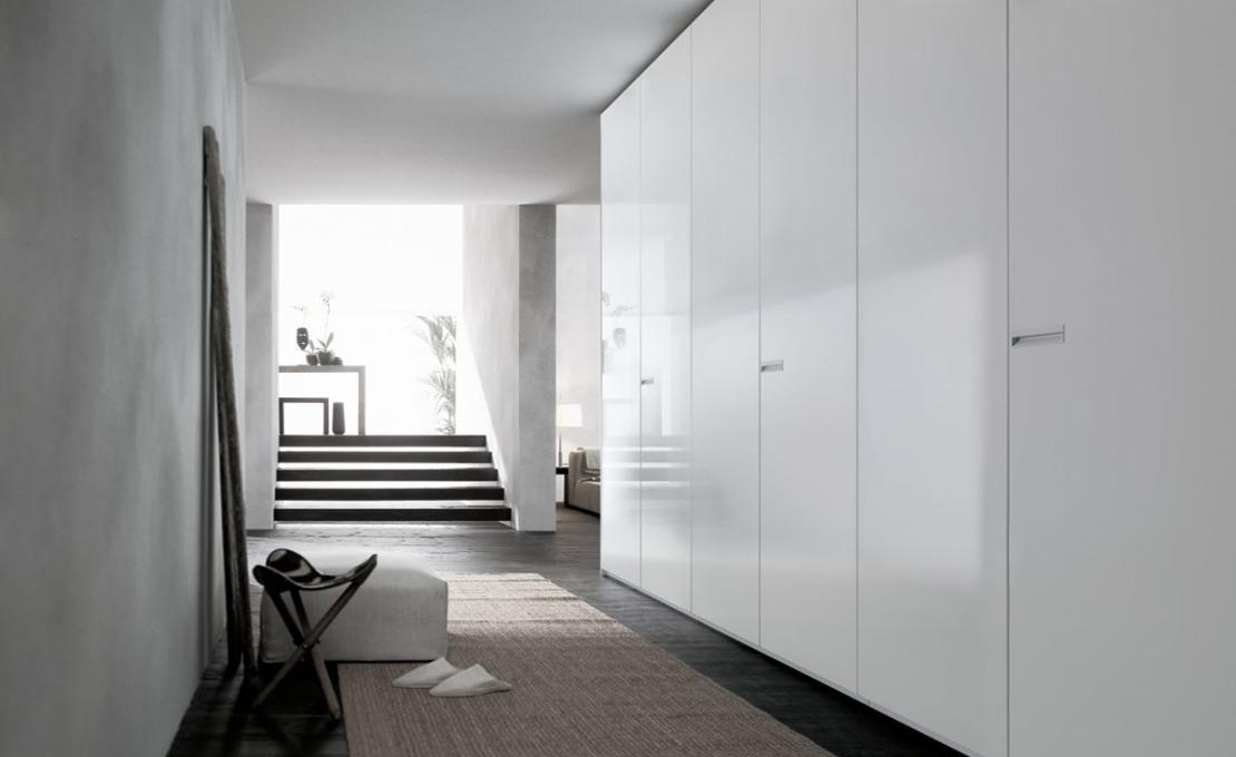 Шкафы от фабрики Poliform модель Club Wardrobe