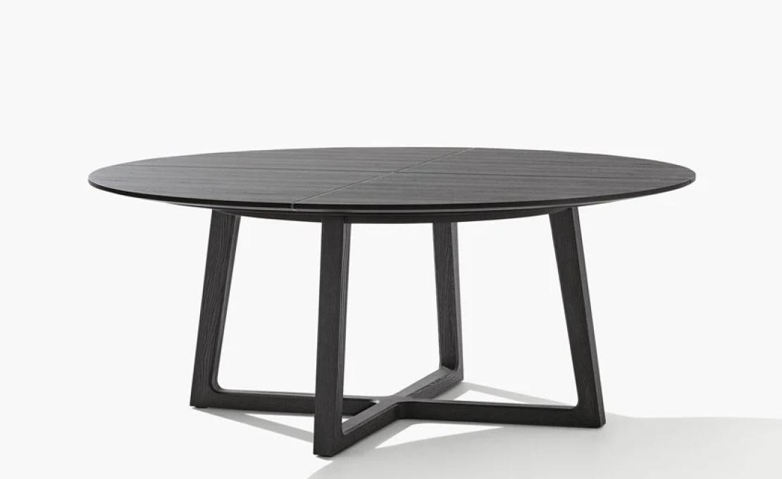 Стол от фабрики Poliform модель Concorde Wooden Table