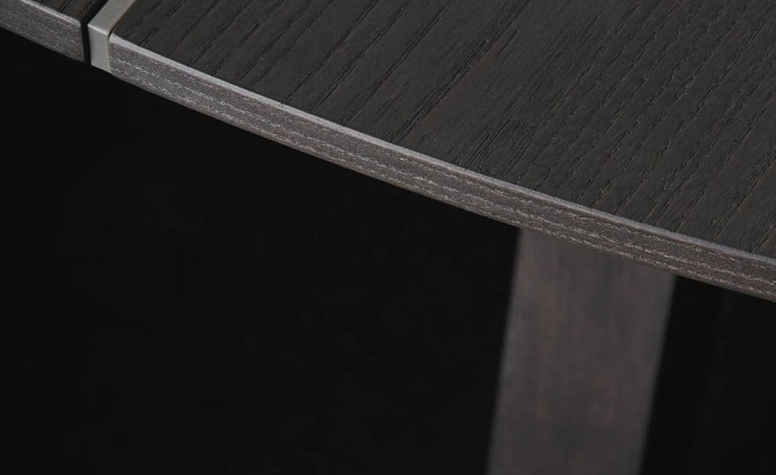 Стол от фабрики Poliform модель Concorde Wooden Table