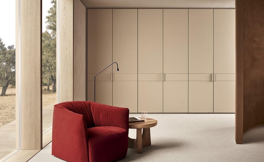 Шкафы от фабрики Poliform модель Cover Wardrobe