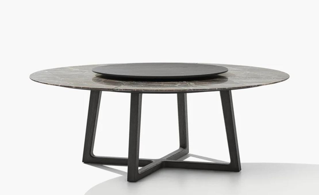 Стол от фабрики Poliform модель Concorde Table