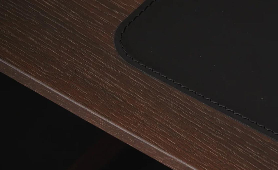 Письменный стол от фабрики Poliform модель Concorde Desk 