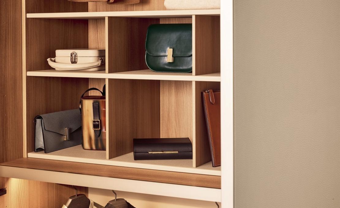 Шкафы от фабрики Poliform модель Cover Wardrobe