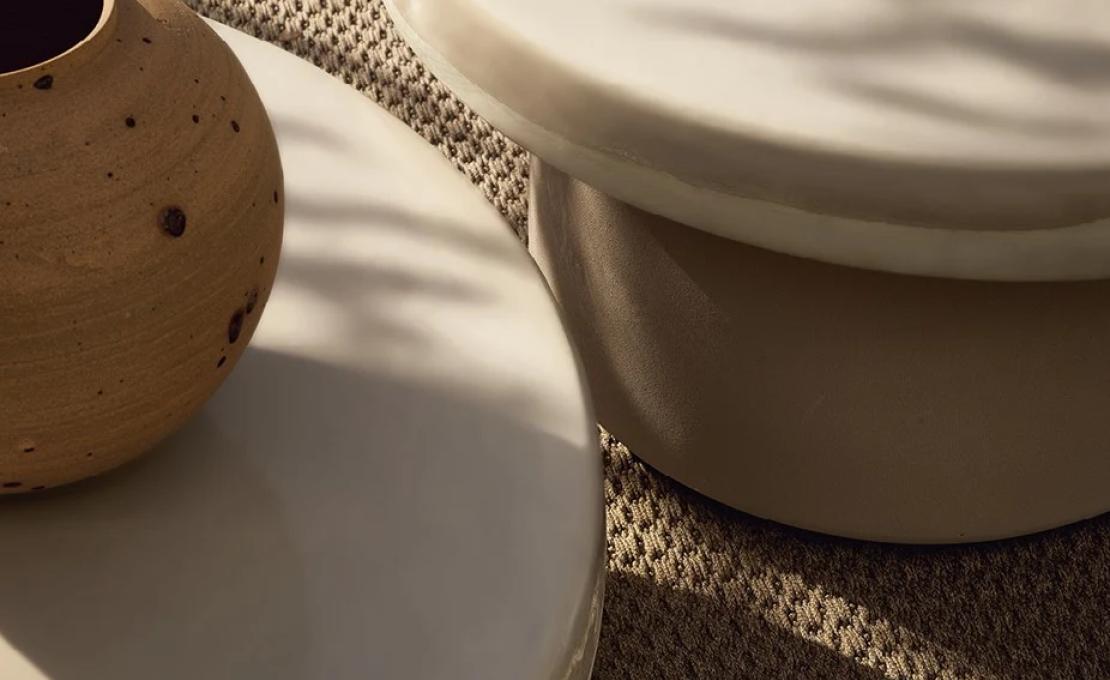 Уличный стол от фабрики Poliform модель CREW 