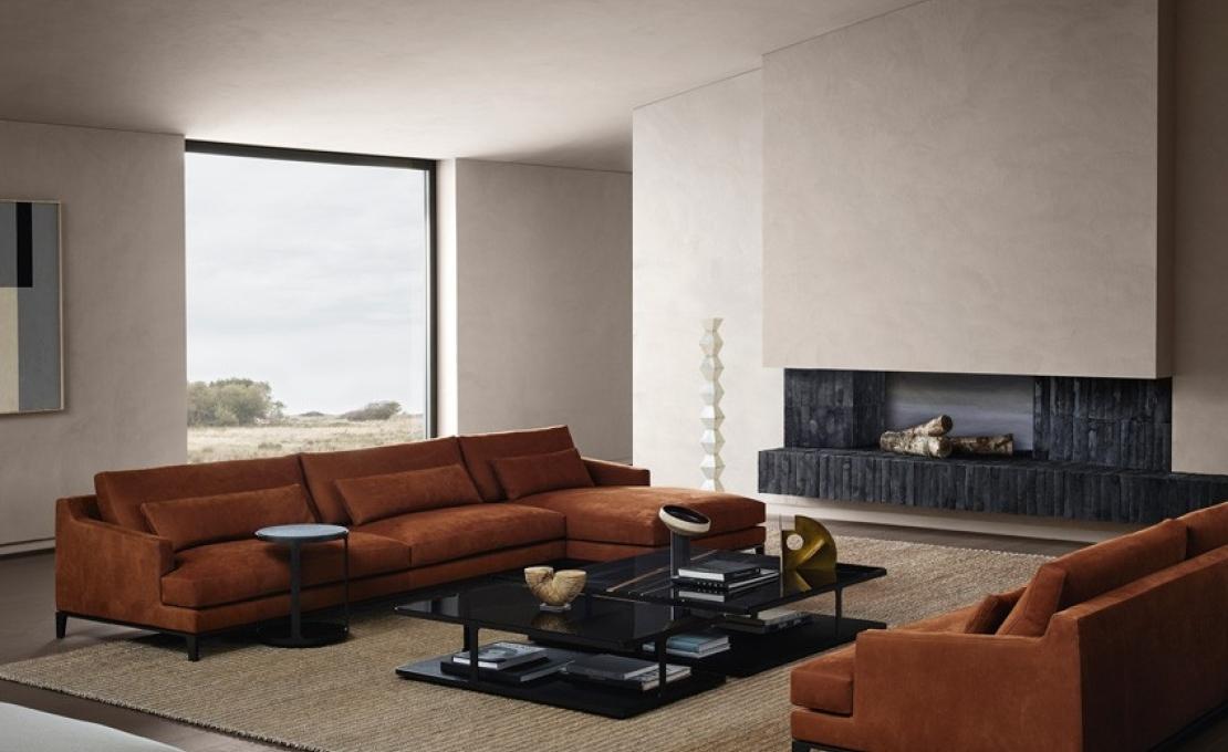 Журнальный столик от фабрики Poliform модель Creek 