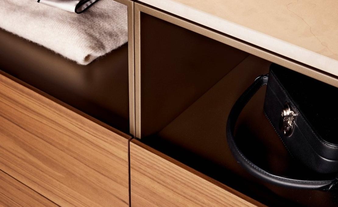 Сервант от фабрики Poliform модель Code Sideboard