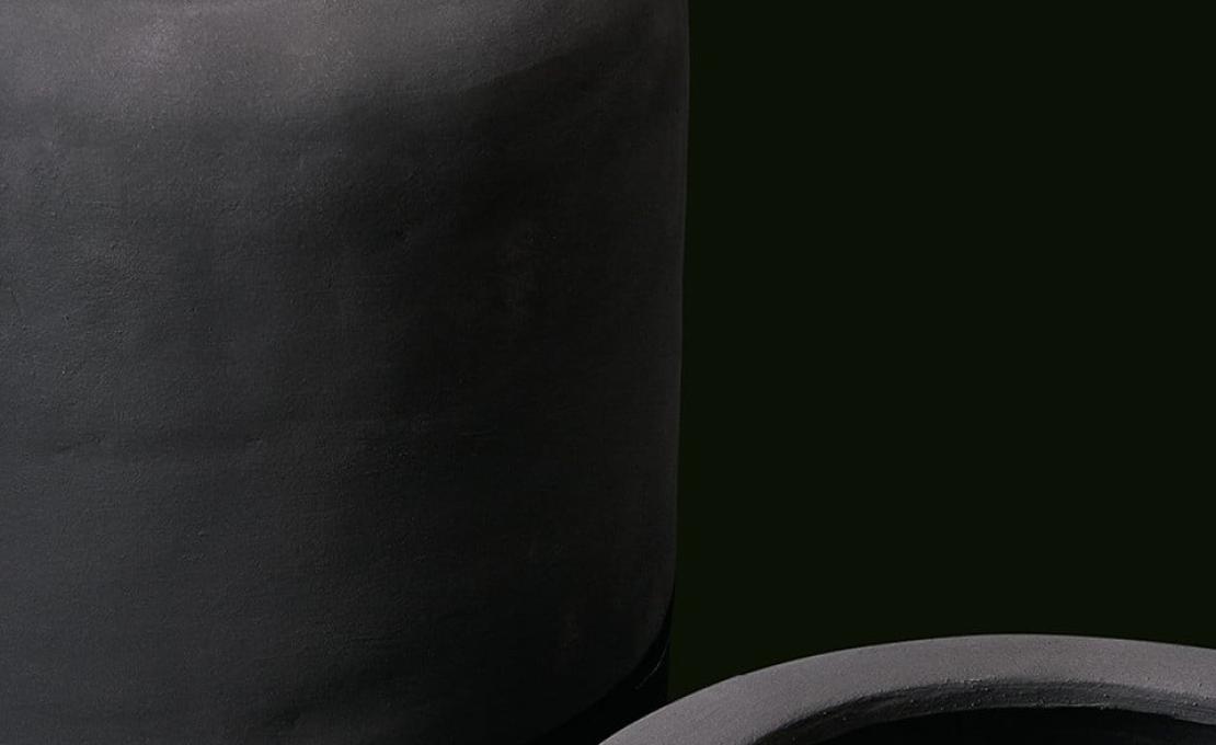 Вазы от фабрики Poliform модель CREW VASE