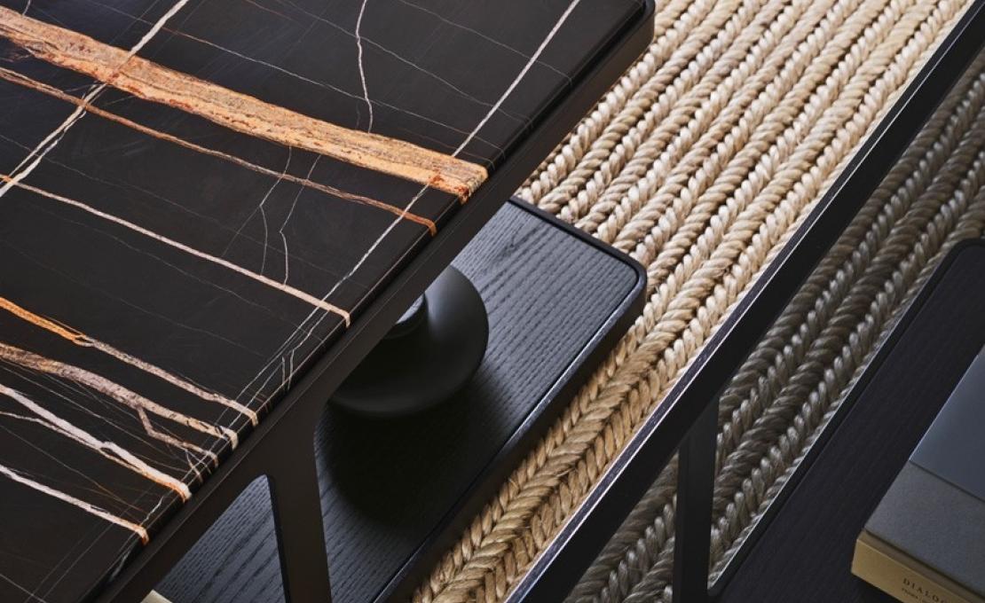 Журнальный столик от фабрики Poliform модель Creek 