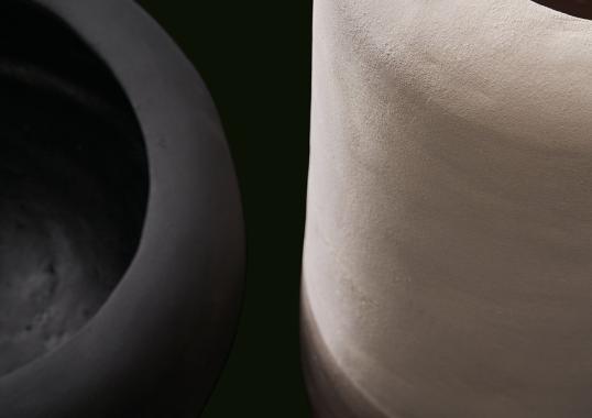 Вазы от фабрики Poliform модель CREW VASE