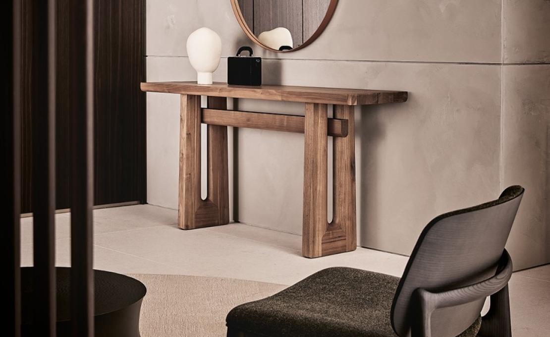 Кресло от фабрики Poliform модель Curve Arm 